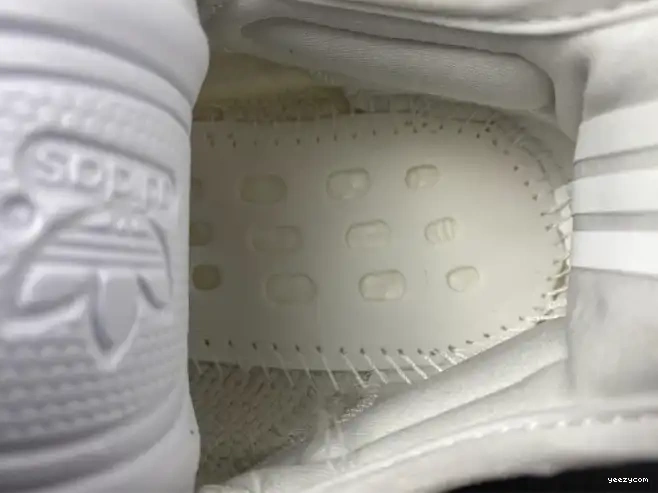 CabBage Adidas Yeezy Boost 350 V2 HQ6316 0522